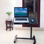 Πτυσσόμενο Πολυχρηστικό Τραπεζάκι - Γραφείο Υπολογιστή με Κομψό Σχεδιασμό, Ρυθμιζόμενο Ύψος και Ειδική Αντιολισθητική Βάση