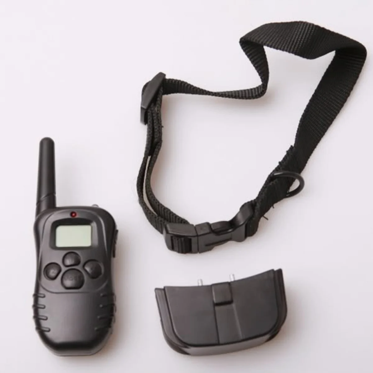 Επαναφορτιζόμενο Αδιάβροχο Ηλεκτρονικό Κολάρο Εκπαίδευσης Σκύλου με 3 Λειτουργίες & 200 Στάδια Έντασης