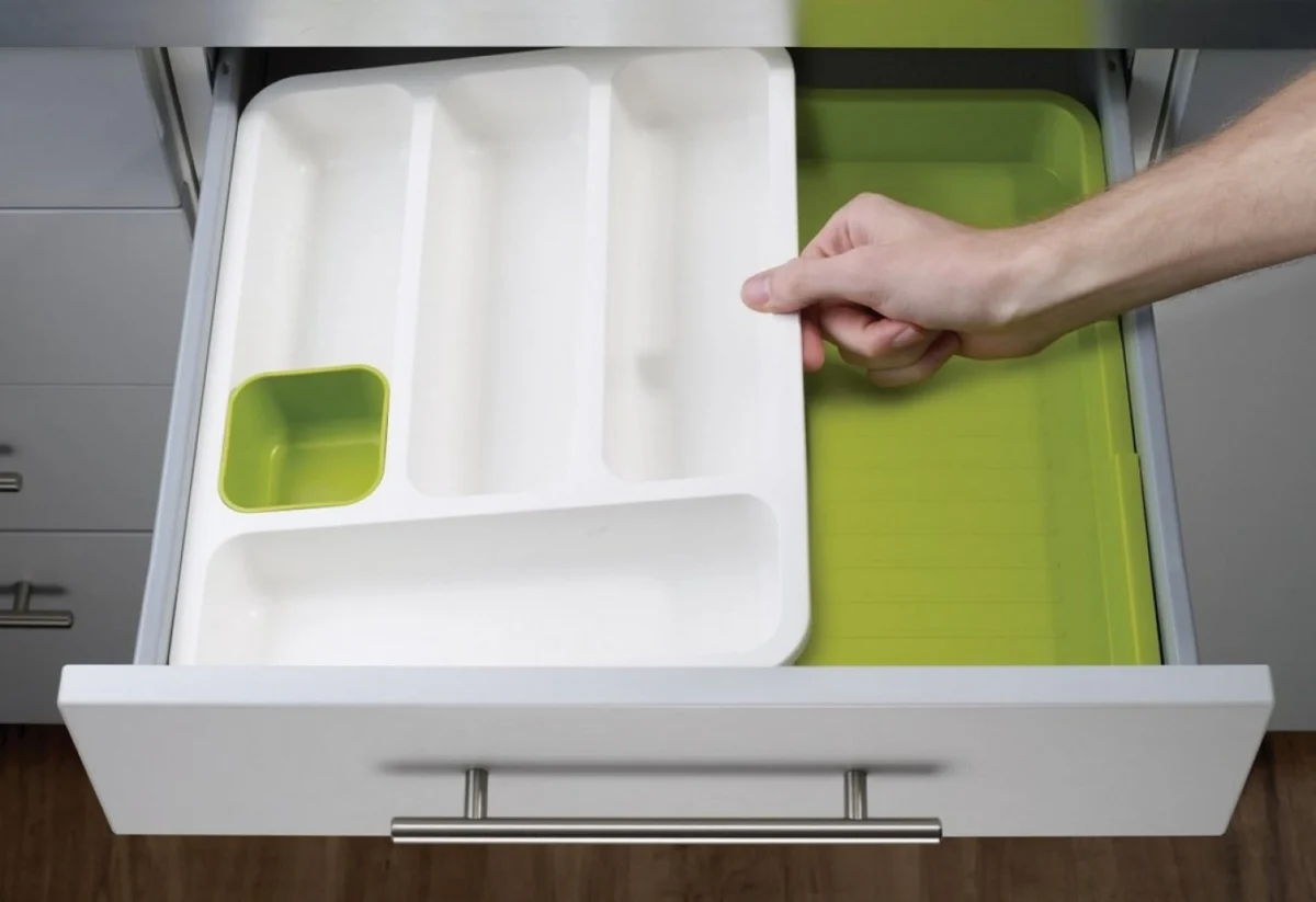 Επεκτεινόμενη Θήκη για Μαχαιροπίρουνα και Κουζινικά Σκεύη - Expandable DrawerStore