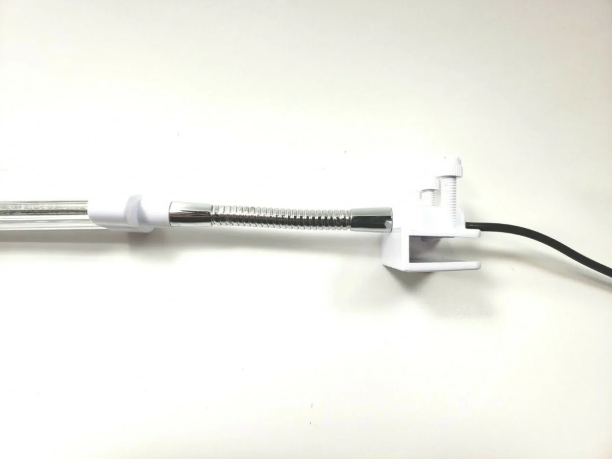 Φωτιστικό 10W Deebow Dee-D8 με Ιδανικό Φως Ημέρας 6800K για τον Φωτισμό του Ενυδρείου