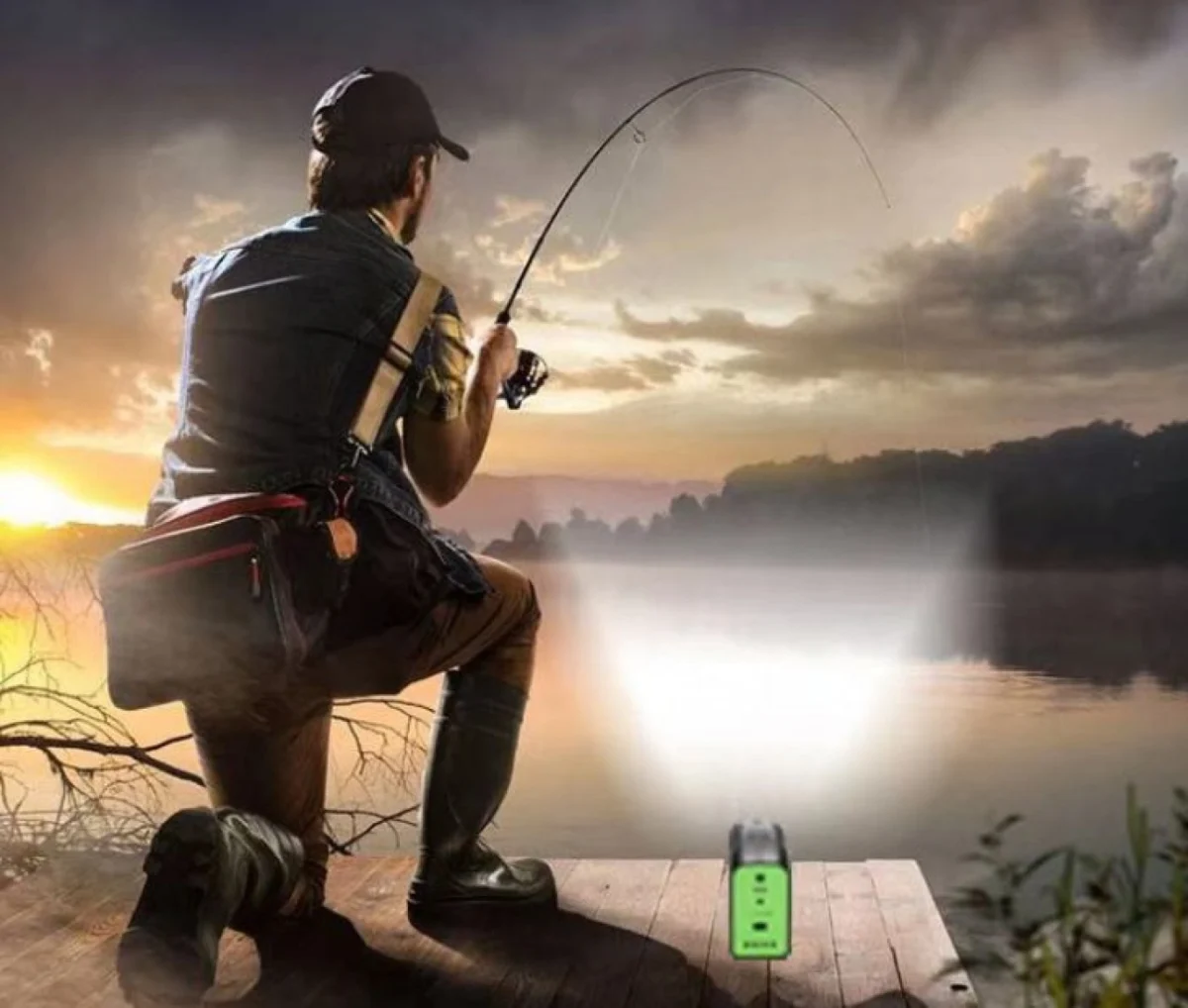 Ηλιακό Σύστημα GD-17 Τριπλού Φωτισμού & Φόρτισης Με Panel, Μπαταρία, Φακό & 3 Λάμπες