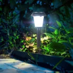 Αδιάβροχο Επιδαπέδιο - Κρεμαστό Ηλιακό Φαναράκι - Δάδα 30W LED Λευκού Φωτισμού με Ανιχνευτή Κίνησης Μαύρο