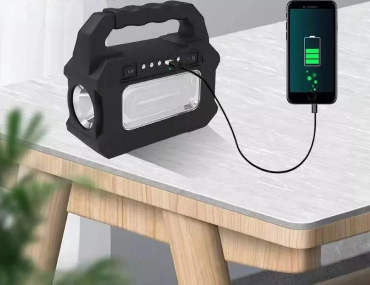 Ηλιακό Σύστημα Τριπλού Φωτισμού GD-8080 με Φακό και 3 Λάμπες Εξωτερικού Χώρου