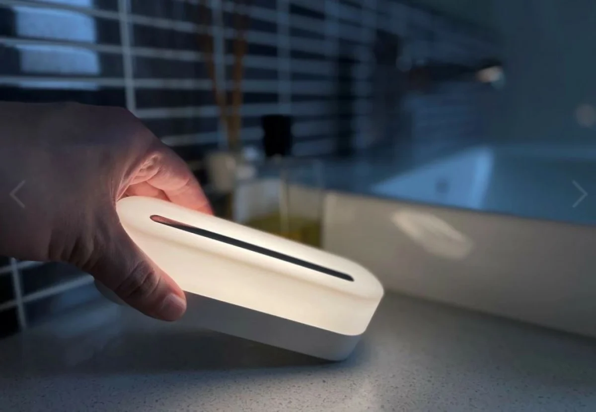 Επιτραπέζιο Φωτιστικό-Απολυμαντής Ασύρματη Βάση Φόρτισης Ti02