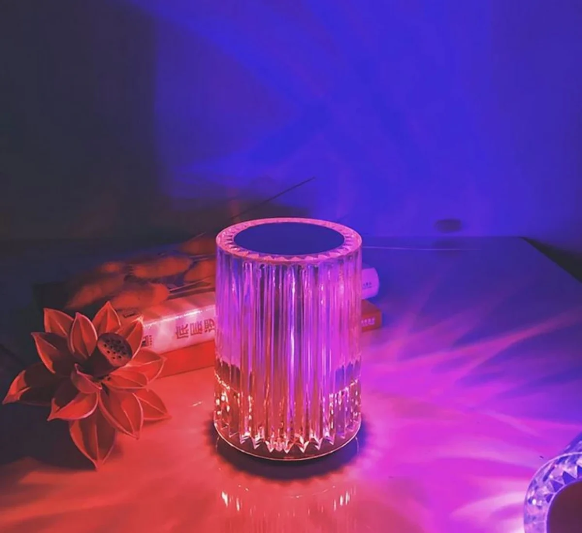 Πλαστικό Επαναφορτιζόμενο Φωτιστικό Πολύχρωμο Crystal Table Lamp με Αισθητήρα Αφής και Τηλεχειριστήριο