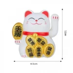 Λευκή Γάτα Καλωσορίσματος 5εκ σε Προθήκη 63x53x47χιλ 83315 που Λειτουργεί με τον Ηλιο Χωρίς Μπαταρίες - Feng Shui Welcome Cat Solar