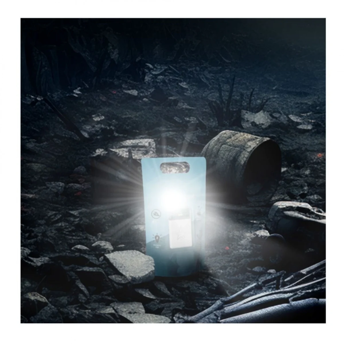 Φακός Έκτακτης Ανάγκης που Λειτουργεί με Αλμυρό Νερό με 2 Λειτουργίες Φωτισμού