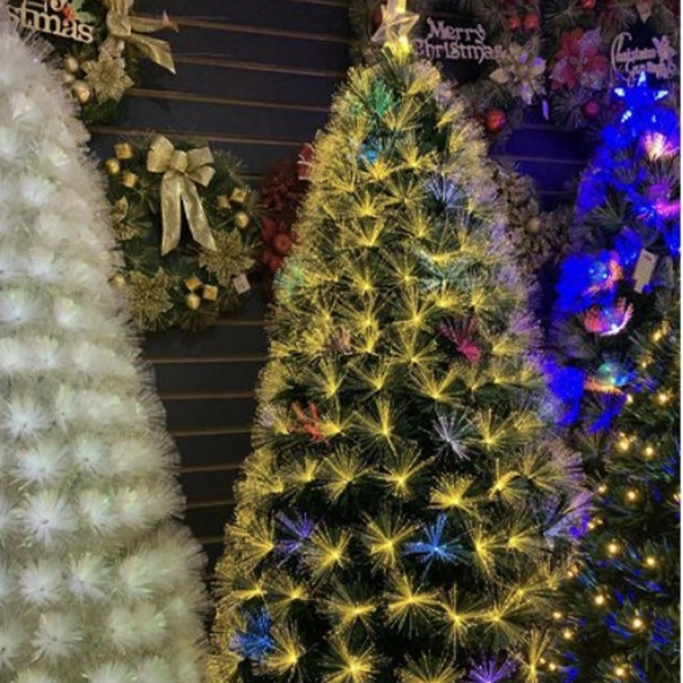 Αυτοφωτιζόμενο Χριστουγεννιάτικο Δέντρο 120εκ Οπτικής Ίνας Κίτρινου Φωτισμού με Λουλούδια Αυτοφωτιζόμενο Χριστουγεννιάτικο Δέντρο 120εκ Οπτικής Ίνας Κίτρινου Φωτισμού με Λουλούδια