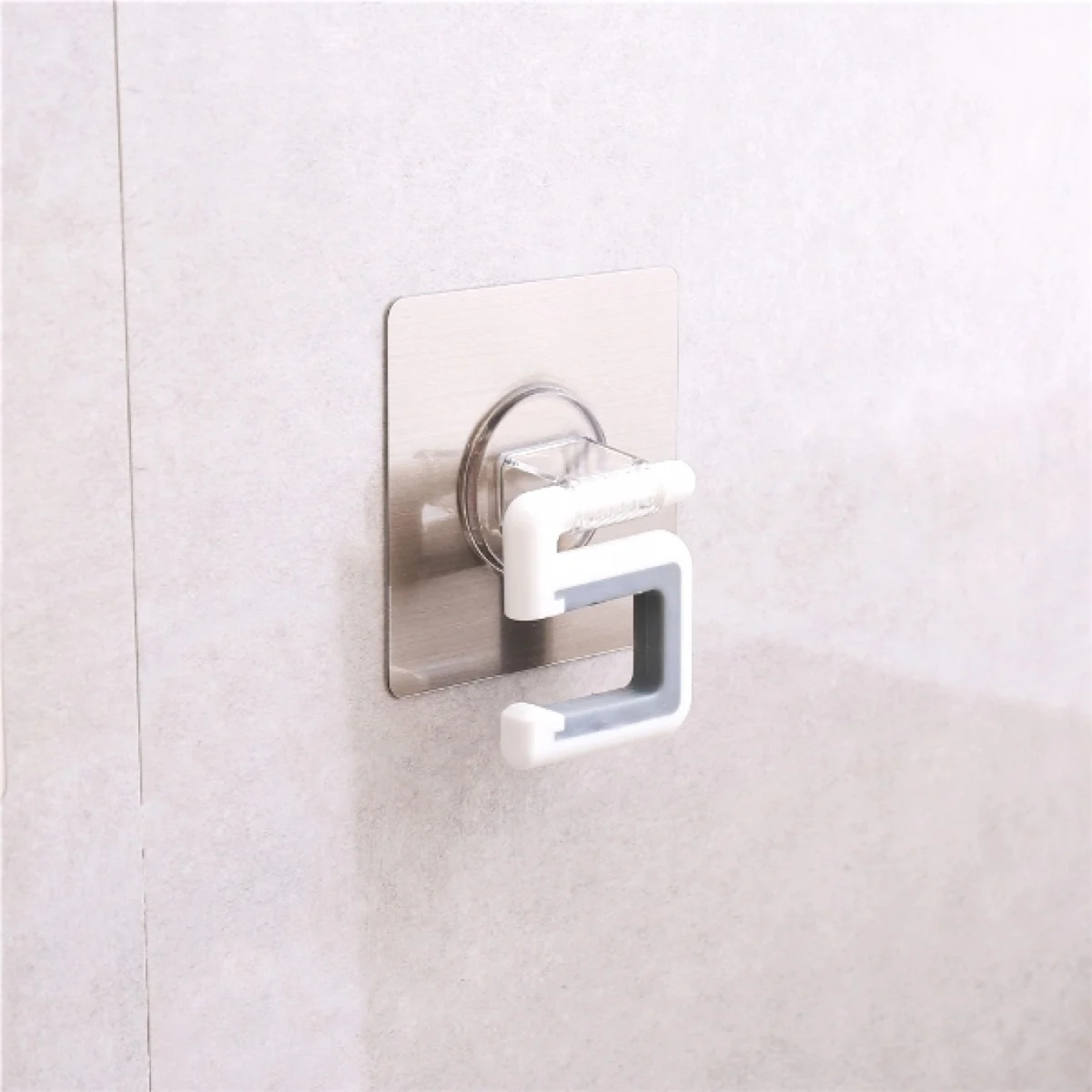 Αυτοκόλλητη Επιτοιχία Βάση Σκούπας