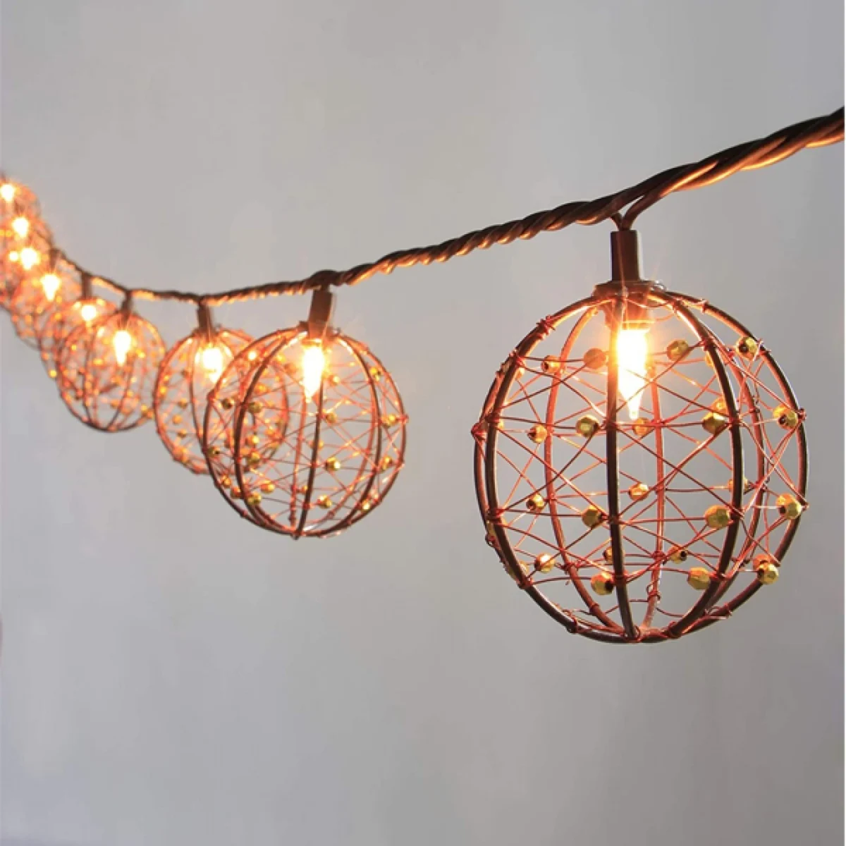 Γιρλάντα Εξωτερικού Χώρου με 10 Κρεμαστές Λάμπες Θερμού Λευκού και Μήκος 3,65 Μέτρα AT48012