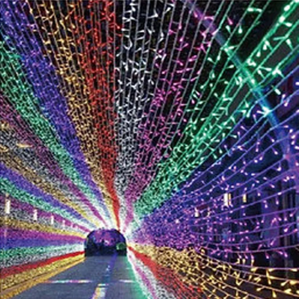 Χριστουγεννιάτικα Λαμπάκια Κουρτίνα με 240LED με Πολύχρωμο led Φωτισμό και 8 Προγράμματα Arrango AN57388