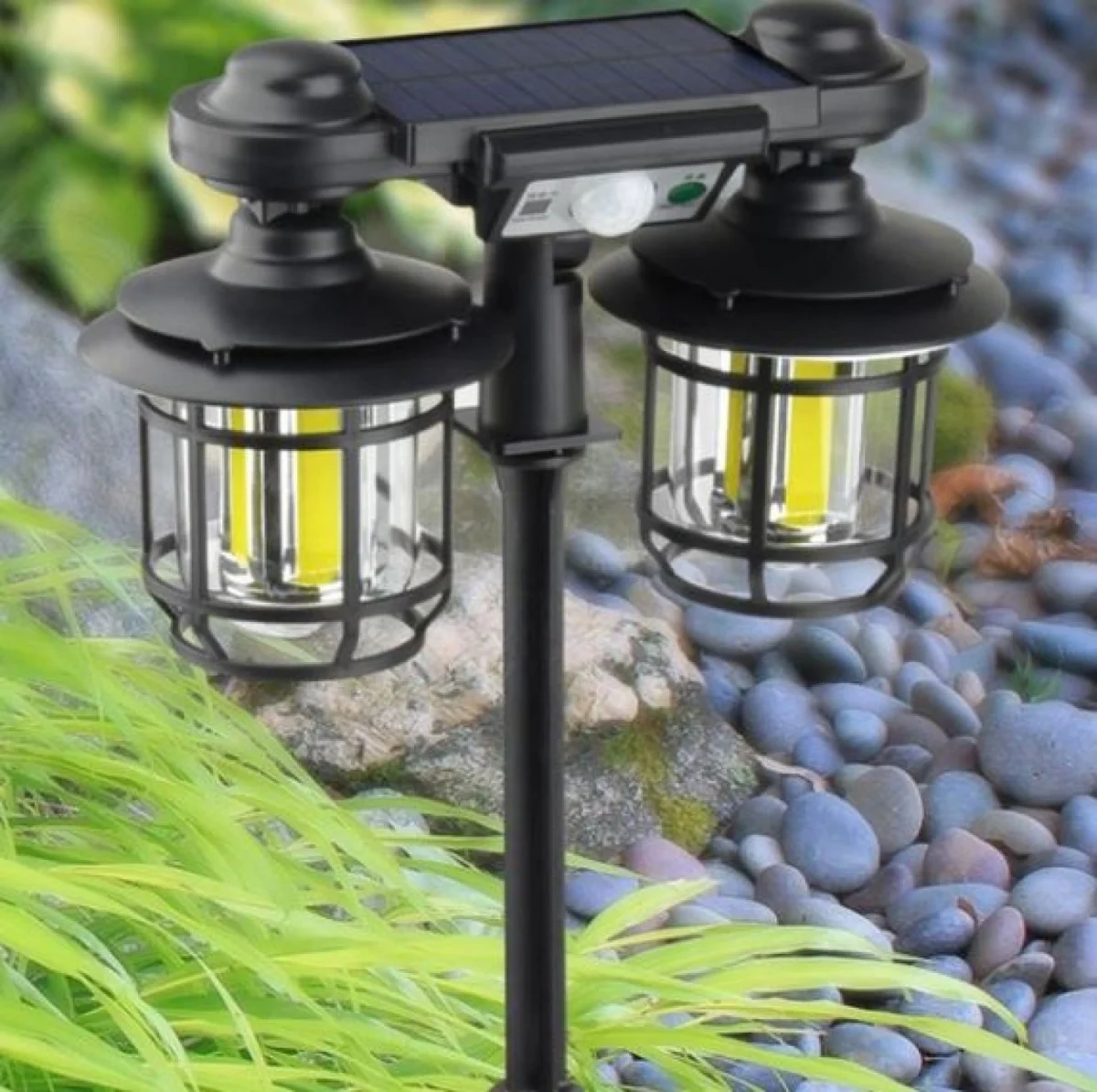 Αδιάβροχο Διπλό Ρετρό Καρφωτό Ηλιακό Φωτιστικό με Ανιχνευτή Κίνησης JD-2217 – ΟΕΜ