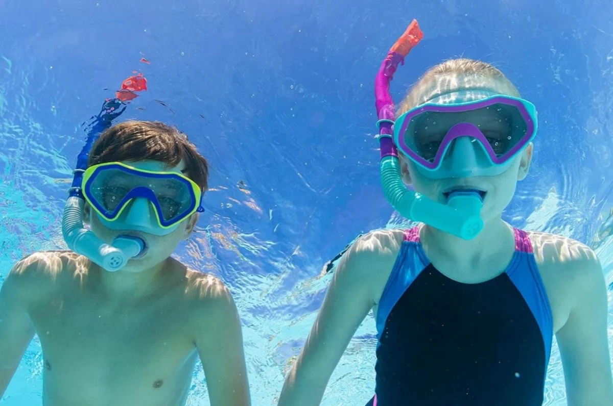 Bestway Crusader Παιδικό Σετ Μάσκας & Αναπνευστήρα 7+ – Πολύχρωμο, με UV Προστασία