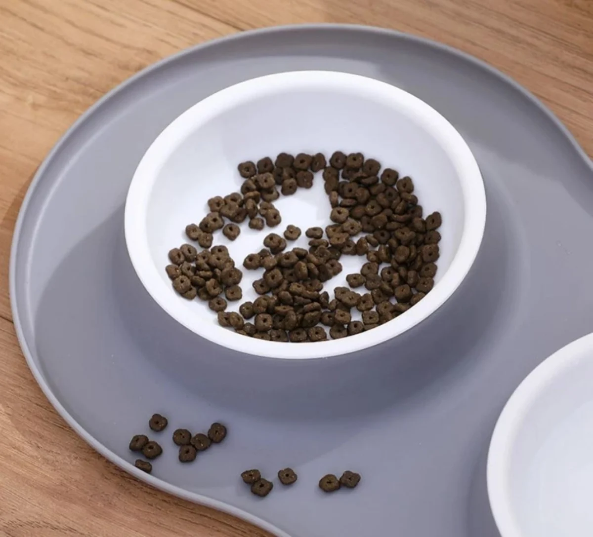 Πλαστικό ΜπολΤαίστρα Φαγητού & Νερού 2 Θέσεων με Αντιολισθητική Βάση για Σκύλους & Γάτες