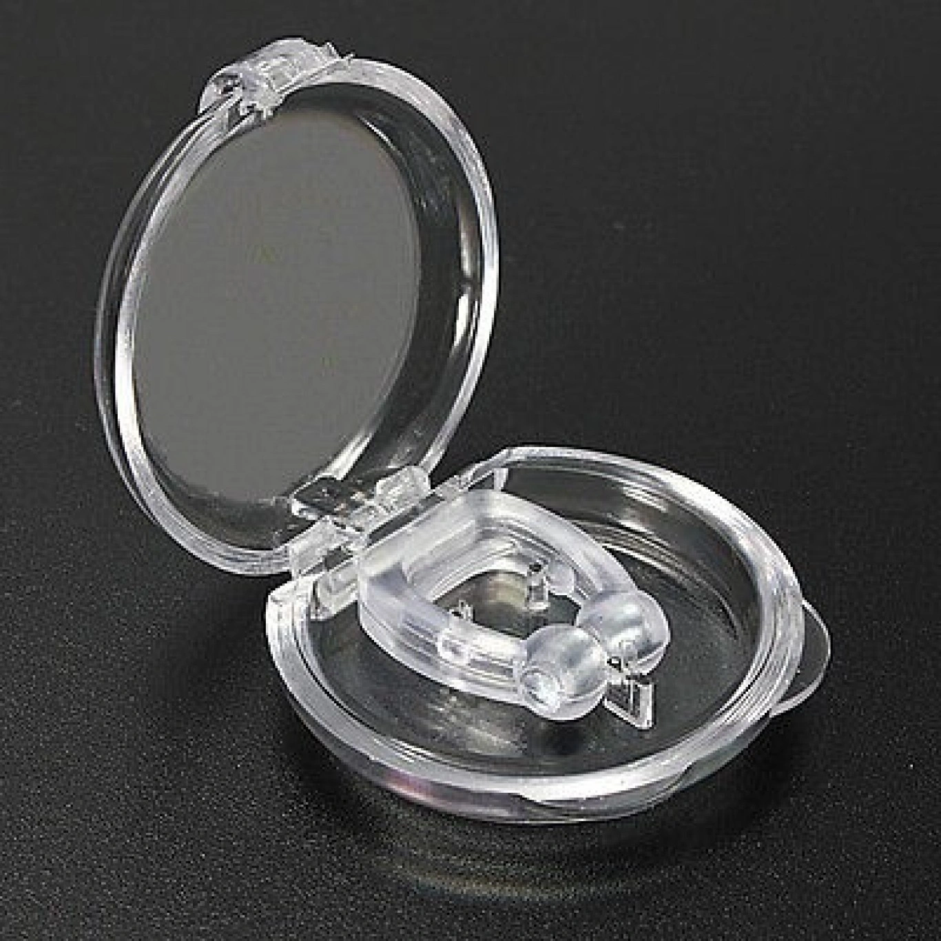 Μαγνητικό Κλιπ Μύτης Κατά του Ροχαλητού Μαγνητικό Κλιπ Μύτης Κατά του Ροχαλητού