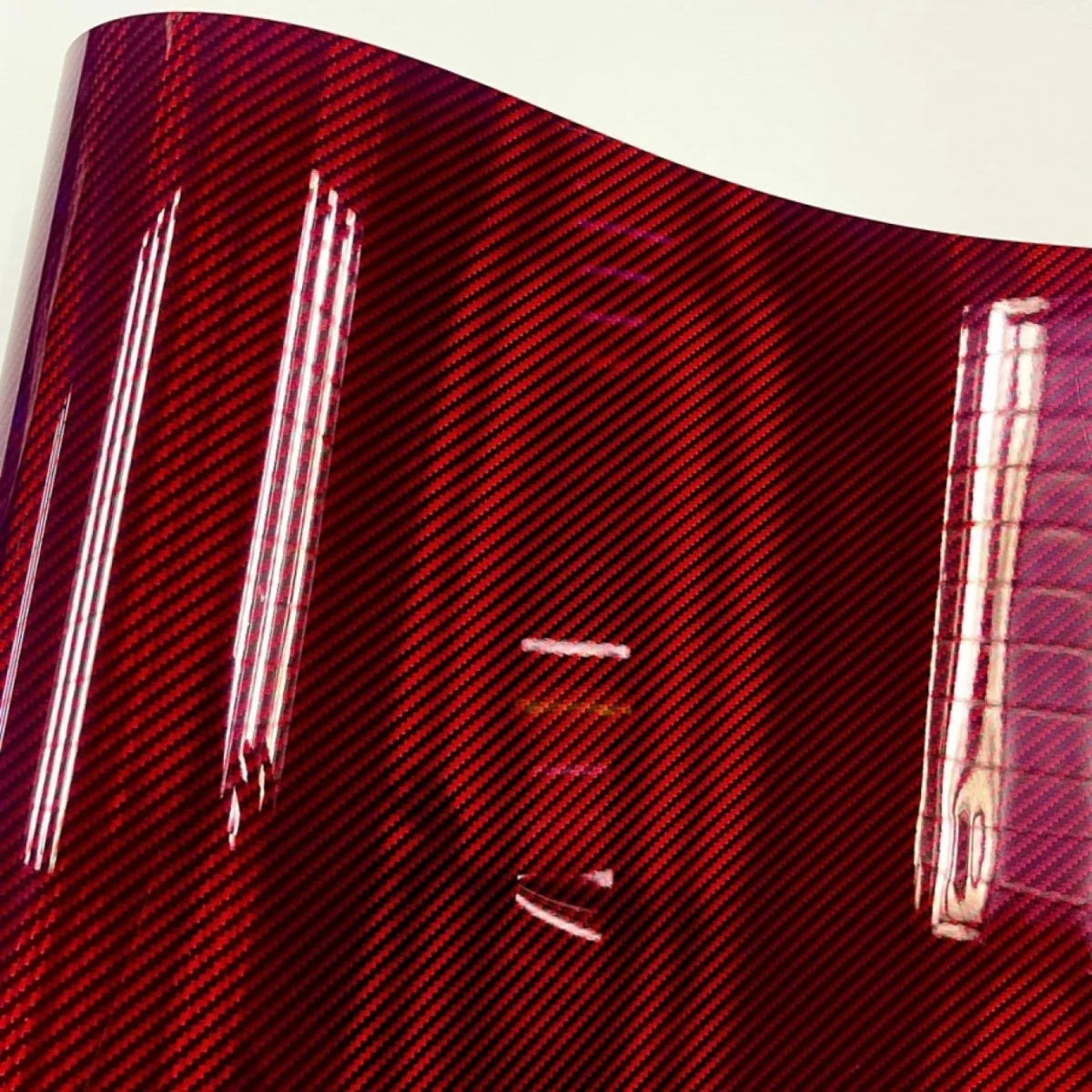 50x100cm Διακοσμητική Επιμεταλλωμένη Αυτοκόλλητη Μεμβράνη Carbon Μαύρη-Κόκκινο Ρολό W17911R