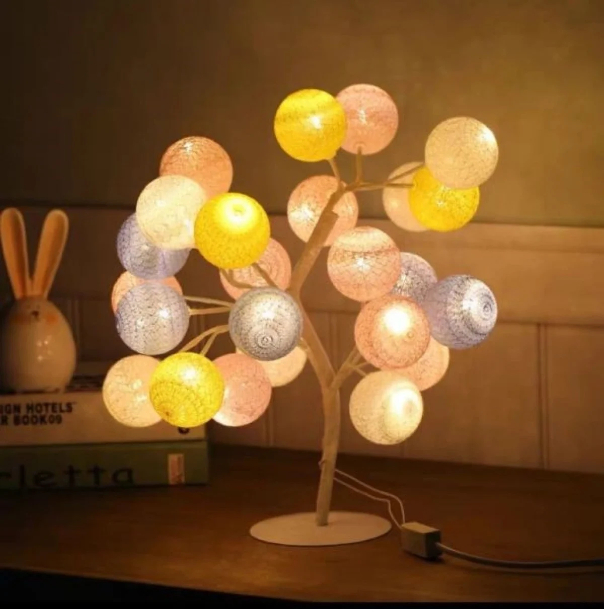 45cm Φωτιζόμενο Διακοσμητικό Δεντράκι με Χρωματιστές Μπάλες 16 LED Θερμό Φως